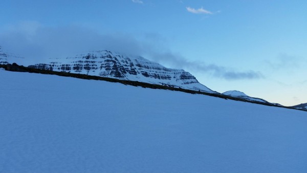 1. Heiðarhorn að rífa af sér